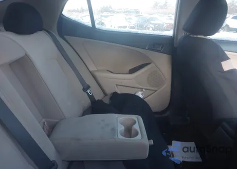 2014 Kia Optima Lx z USA, uszkodzony, nr VIN KNAGM4A74E5519467